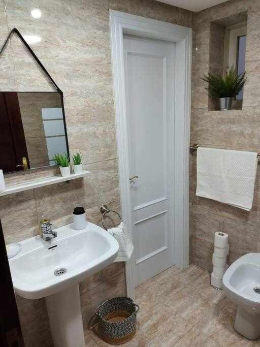 Apartamentos Florida Casablanca فيجو المظهر الخارجي الصورة